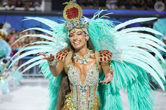 Patrícia Poeta passou por uma sinusectomia para tratar sinusite crônica