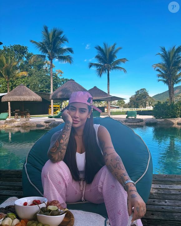 Rafaella Santos descartou ‘ficar na bad’ após a separação. Solteira, ela decidiu fazer uma viagem depois do término