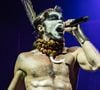 'Homem com H': O ator Jesuíta Barbosa interpreta o cantor Ney Matogrosso no filme 'Homem com H'.
