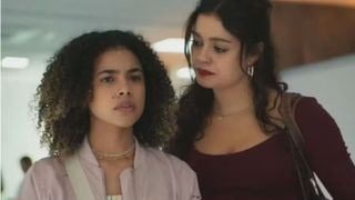 Quem é o pai de Joélly em 'Três Graças? Descubra a verdade sobre essa e de mais duas dúvidas plantadas no primeiro capítulo