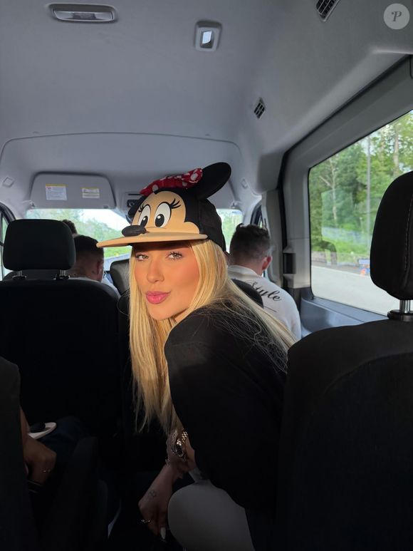 A mensagem compartilhada por Virgínia fala sobre ocupar os pensamentos com coisas boas e deixar as ruins de lado