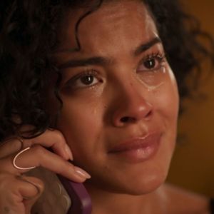 Maria de Fátima (Bella Campos) não entregará filho para adoção no remake de Vale Tudo