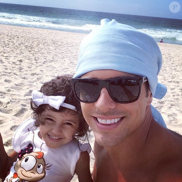 Marlos Cruz ‘não compra nem o básico’ para a filha, diz Maytê Piragibe