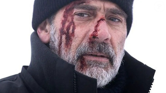 Os assinantes da Netflix têm até 1º de agosto para assistir a 'Postais Mortíferos'. O filme acompanha um detetive que tenta capturar um serial killer responsável por uma sequência de crimes anunciados por cartões-postais