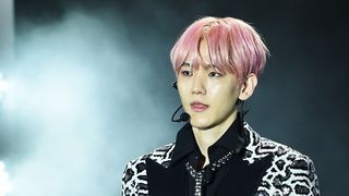 Batata-doce, maçã e... milk shake de peito de frango: pode parecer bizarro, mas essa é a dieta do cantor de K-pop Baekhyun, que se apresenta no Brasil