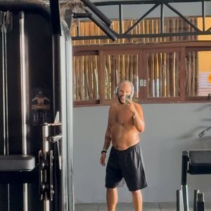 Gominho comentou em entrevista ao 'Jornal Extra' que o especialista o aconselhou a estipular uma espécie de 'meta' para ajudar no processo.