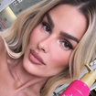 Passar perfume só na pele é coisa do passado: agora a moda são os hair mists, que deixam os fios de cabelo exalando 'cheiro de rica'; confira 6 opções para aderir à rotina
