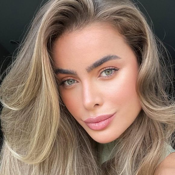 Rayanne Morais já havia sido eleita Miss Minas Gerais e participado do Miss Brasil. Por essa razão, sua participação pelo Rio de Janeiro foi recebida com estranheza
