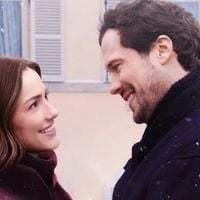 Romance, Natal e a magia de Paris: esse filme natalino TOP 1 em 49 países é a melhor escolha da Netflix para o seu final de semana