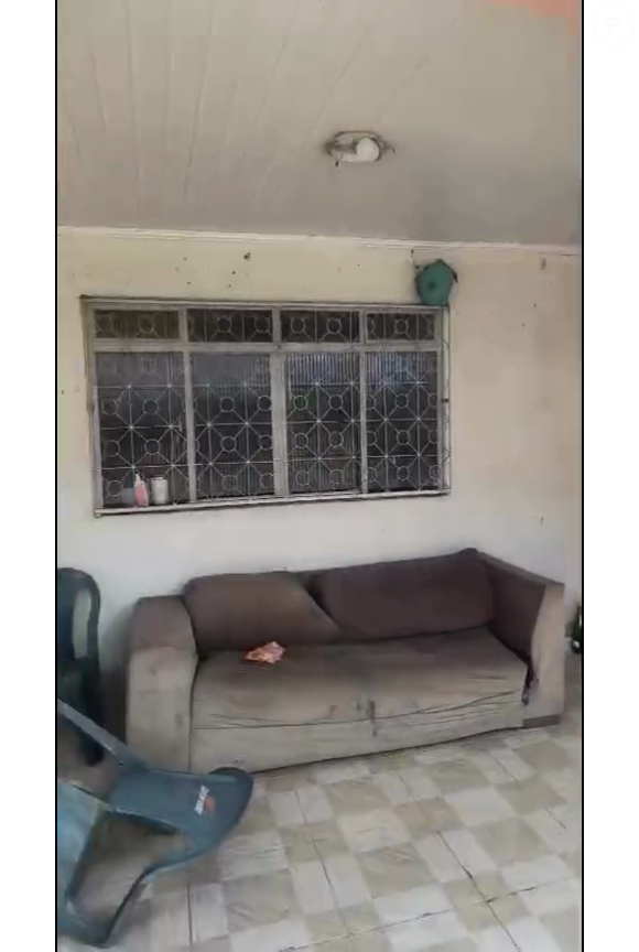 Chaiany mora com diversos integrantes da família na casa