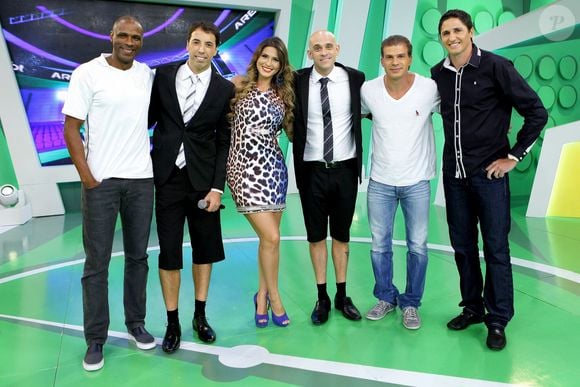 Livia Andrade teve longa carreira no SBT, onde apresentou em 2014 o 'Arena SBT'