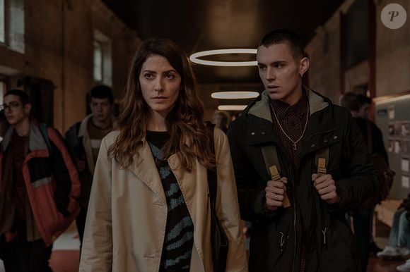 A Desordem que Ficou: Bárbara Lennie interpreta Viruca, professora cuja morte movimenta a trama da minissérie espanhola da Netflix