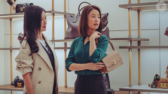 'Amor Aqui e Agora' apresenta várias histórias paralelas que mostram como a pandemia mudou o amor