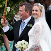 Renda floral, véu de tule e cauda de 3 metros: o vestido de noiva clássico escolhido por Harriet Sperling para casar com Peter Phillips