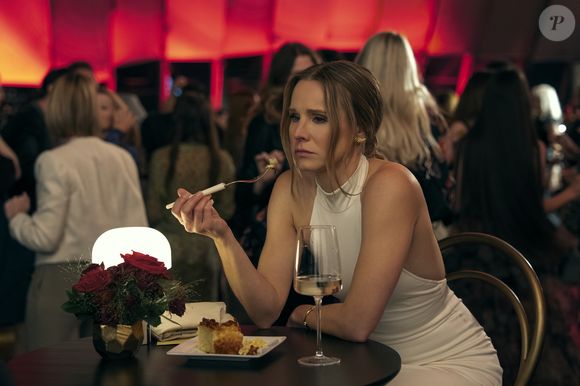 'Ninguém Quer' é protagonizada por Joanne, a apresentadora de um podcast de relacionamentos