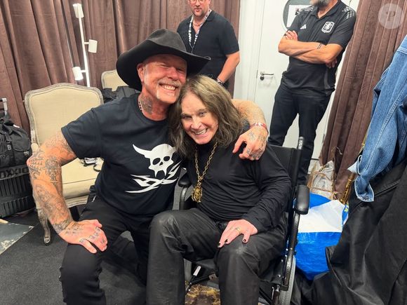 Ozzy Osbourne já estava andando de cadeira de rodas por sua saúde debilitada