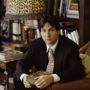 Responsável pela execução e administração da fortuna de Michael Jackson, John Branca foi processado por Paris Jackson por pagamentos a escritórios de advocacia tercerizados