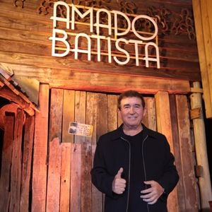 Amado Batista adiou os shows que faria neste final de semana em São Paulo por conta da morte da filha