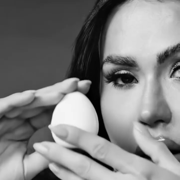 Gracyanne Barbosa anunciou o lançamento de uma marca de ovos premium, a GracyOvos