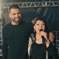 44 anos mais novo, estudante, mecânico e mais: tudo sobre o novo namorado discreto de Roberta Miranda