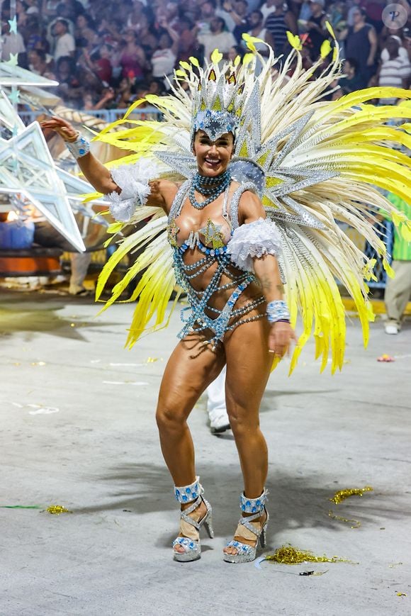 Desfile da Vila Isabel: Luiza Caldi assumiu o posto de musa em dezembro do ano passado