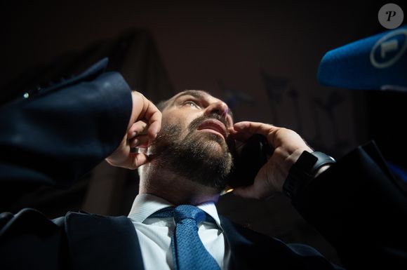 Deputado licenciado Eduardo Bolsonaro (PL-SP) é alvo de inquérito no STF por suposta coação contra ministros da Corte