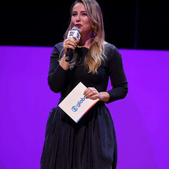 Paolla Oliveira quebrou o silêncio sobre sua substituta no cargo de rainha de bateria da Grande Rio: a influenciadora Virgínia Fonseca