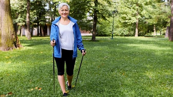 'Sessões curtas de 10 minutos [de caminhada] já produzem efeitos positivos sobre a circulação, a glicose no sangue e o gasto energético', explica o personal trainer José Ruiz