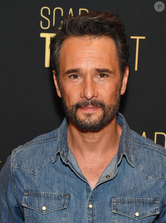 Para o ChatGPT, programa de Inteligência Artificial, o ator Rodrigo Santoro é o famoso mais bonito do Brasil