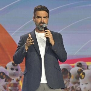 Tadeu Schmidt revela que sua principal estratégia para controlar o peso é não comer até se sentir empanzinado