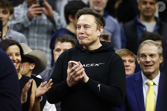 Elon Musk é 'ligado' a Grazi Massafera