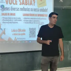 Rafael Spaca afirma que Juliana mora com Renato Aragão, no entanto, a família prefere omitir essa informação