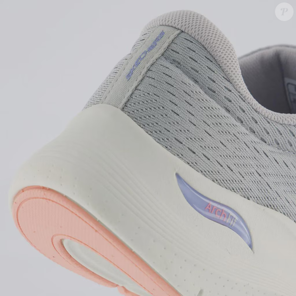 Quer mais firmeza ao andar? Modelo da Skechers aposta em suporte extra para mais segurança e equilíbrio