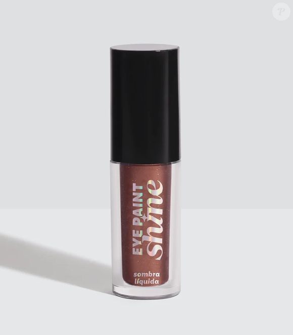 A Sombra Líquida Eye Paint Shine, da Dailus, adiciona pontos de brilho delicados que iluminam o olhar sem exageros