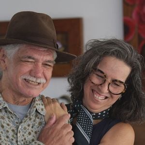 Jackson Antunes passou recentemente por um transplante de rim e o órgão foi doado pela esposa, Cris, com quem divide a vida há cerca de 30 anos