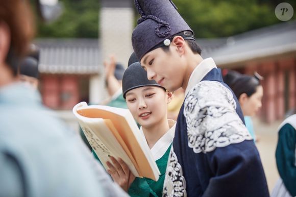 'Love In The Moonlight': uma jovem disfarçada de homem vai parar no palácio como eunuco e acaba se envolvendo com o príncipe herdeiro em meio a intrigas da corte