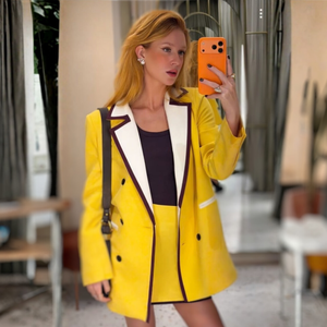 São sapatos de mulher rica, e as elegantes brasileiras estão obcecadas: mocassins em animal print, perfeito para o escritório