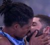 O primeiro beijo do BBB 26 aconteceu durante festa com Anitta e rendeu uma atitude inesperada da cantora, que chamou atenção do público