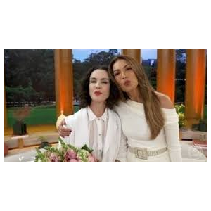 Carolina Kasting relembrou a personagem Rosana, de 'Terra Nostra', no Encontro com Patrícia Poeta de 2 de setembro de 2025