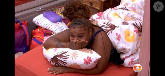 Camila também se mexeu com a chegada de Gracyanne Barbosa e levou o restante da casa a fazer o mesmo