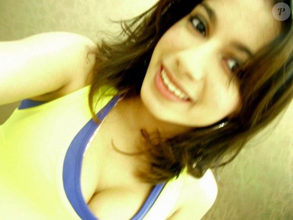 Anitta, antes da fama, levava uma vida comum e era muito ativa nas redes sociais