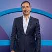 A reação da Globo após desempenho de César Tralli nas entrevistas com Lula, Flávio Bolsonaro, Augusto Cury e outros candidatos à Presidência; substituição para 2º turno já estava definida. Saiba quem assume lugar de Renata Vasconcellos e do marido de Ticiane Pinheiro