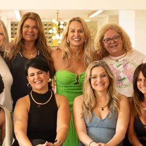 Em 'Sua Mãe te Conhece?', 9 mães disputam pelo prêmio de R$ 1 milhão dando lances pelos filhos que diminuem o montante se errarem