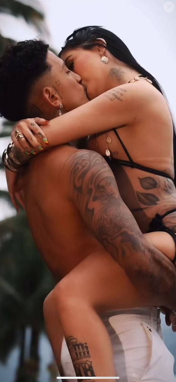 Vídeo de MC Mirella com Dynho Alves vaza e gera onda de comentários na internet