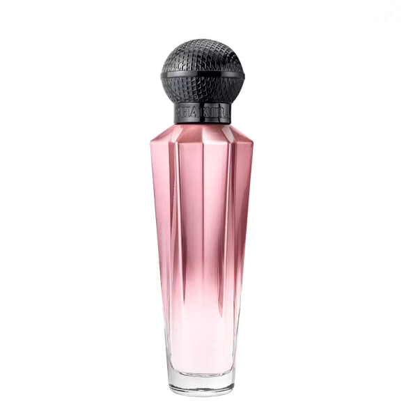 9. Sweet Dream (Shakira) - 50ml | R$ 199,90 - doce, cremoso e extremamente feminino, este perfume traz notas de groselha e caramelo em uma construção gourmand quente e envolvente