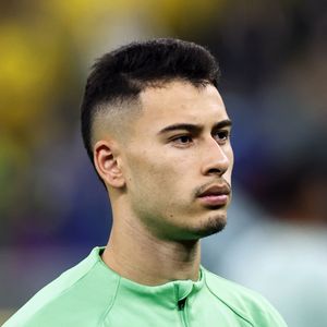 Gabriel Martinelli representou a Seleção Brasileira na Copa do Mundo de 2022 e também foi convocado para disputar a Copa do Mundo de 2026