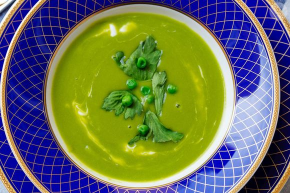 Sopa de ervilha de Gisele Bündchen fica uma delícia e é ideal para acompanhar dias de frio