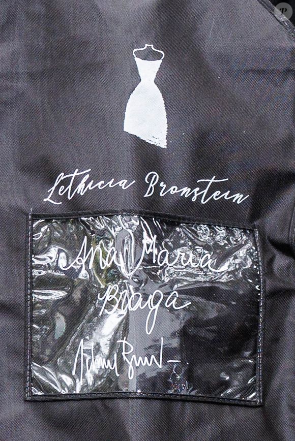 Ana Maria Braga teve vestido de noiva exclusivo da estilista Lethicia Bronstein