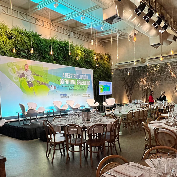 A Casa Manioca é o espaço de eventos comandado pela chef Helena Rizzo em São Paulo