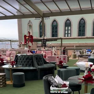 Bruna Marquezine transforma Ilha Fiscal em cenário de conto de fadas para comemorar 30 anos com luxo e sofisticação